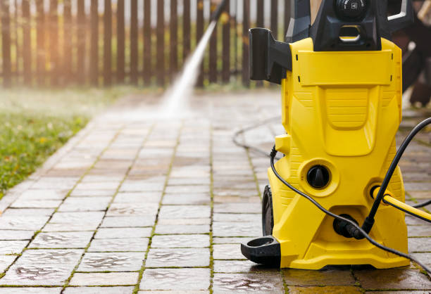 Best Sidewalk and Walkway Pressure Cleaning in Bayou Vista, TX